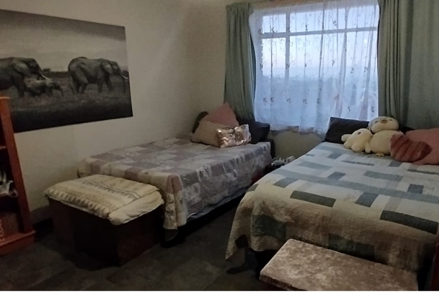 2 Bedroom Property for Sale in Richmond Hill Eastern Cape
